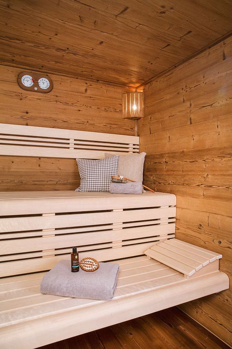 waermegrad-innensauna-aussensauna-designlinie-berk