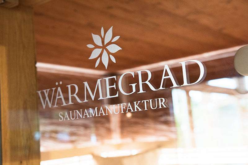 waermegrad-aussensauna-innensauna-logo-saunamanufaktur
