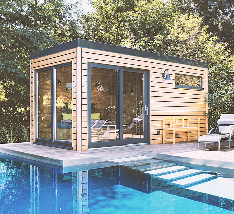 waermegrad-aussensauna-pool-garten-sonne-©christophbohm